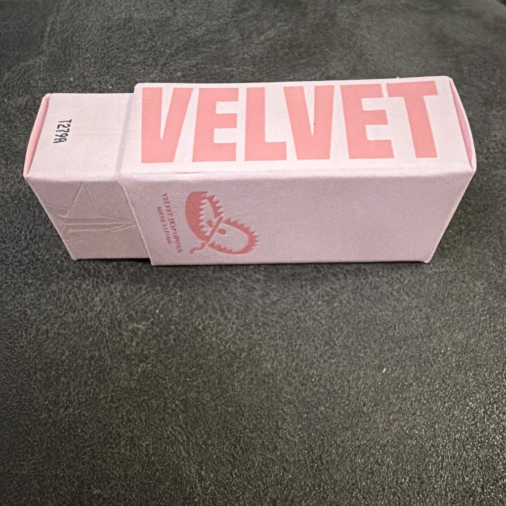 Jeffree Star Cosmetics Trap Lipstick Velvet Effect - Unphazed Shade